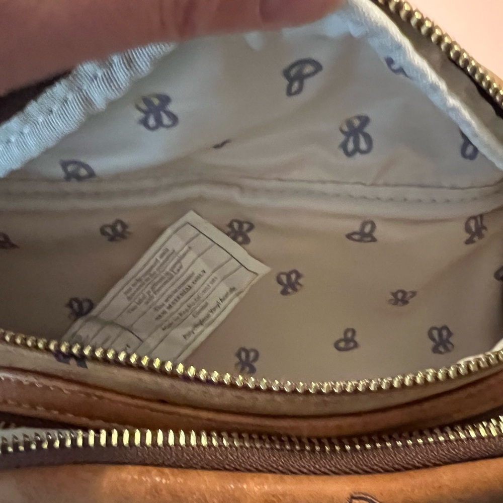 Winnie the Pooh Loungefly Belt Bag - Picture 4 of 4
